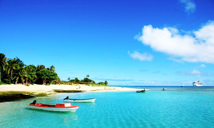 mystery-island-locals-prepare-to-greet-cruise-ship